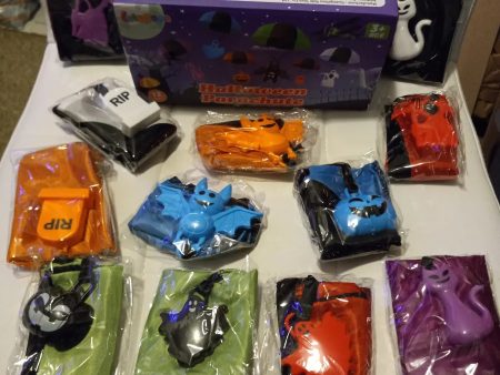 Halloween Party Favors, Parachutes, 12 pack For Cheap